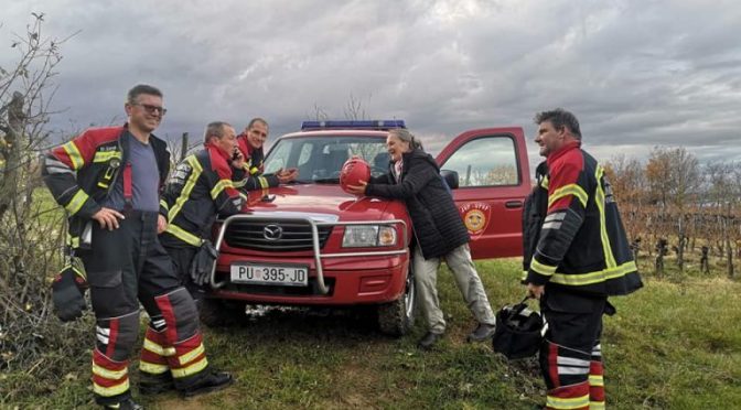 SPAŠAVANJE OSOBE IZ POPLAVLJENOG PODRUČJA